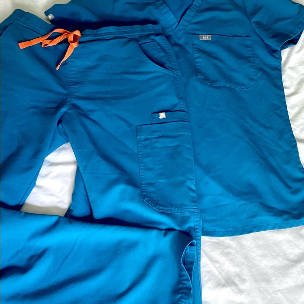 FIGS XS Alps Blue Womens Scrub Set